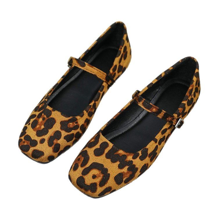 Plus Size Leopard Print Buckle Shoes Female Suede All-matching